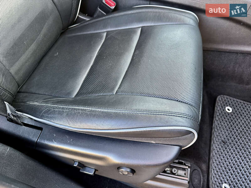 Внедорожник / Кроссовер Jeep Grand Cherokee 2011 в Киеве