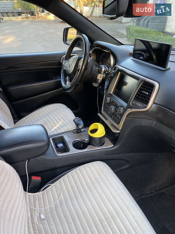 Внедорожник / Кроссовер Jeep Grand Cherokee 2014 в Одессе