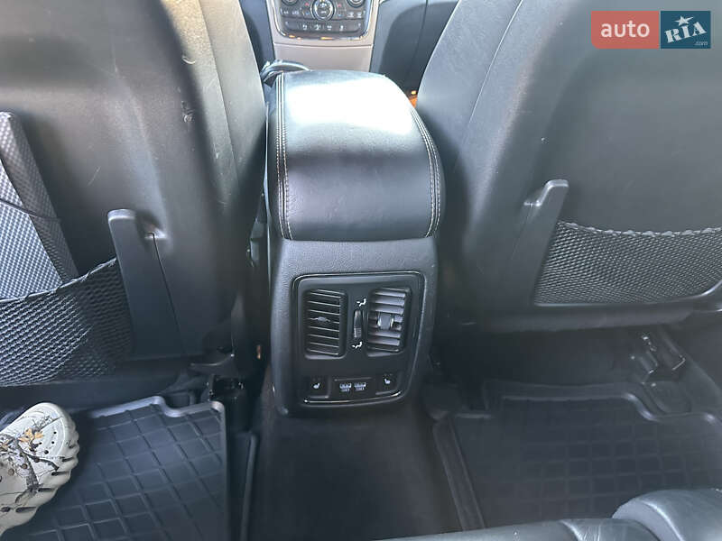 Внедорожник / Кроссовер Jeep Grand Cherokee 2014 в Житомире фото 35 Внедорожник / Кроссовер Jeep Grand Cherokee 2014 в Житомире