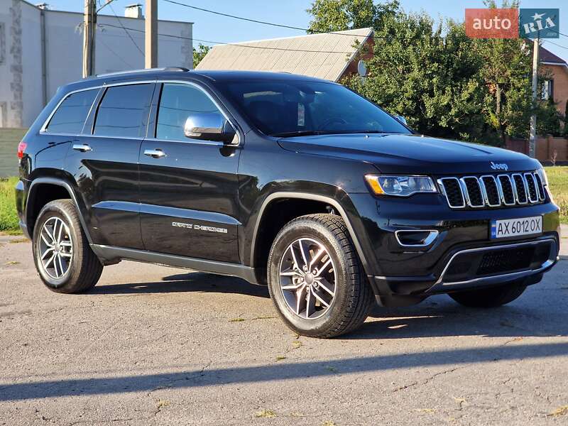 Внедорожник / Кроссовер Jeep Grand Cherokee 2022 в Харькове