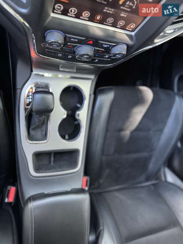 Внедорожник / Кроссовер Jeep Grand Cherokee 2018 в Житомире