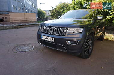Внедорожник / Кроссовер Jeep Grand Cherokee 2017 в Киеве