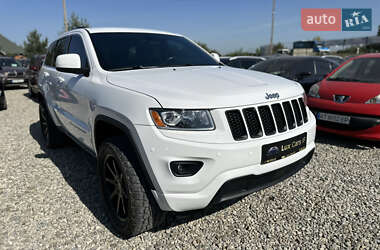 Внедорожник / Кроссовер Jeep Grand Cherokee 2015 в 