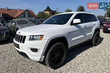 Внедорожник / Кроссовер Jeep Grand Cherokee 2015 в 