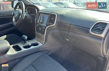 Внедорожник / Кроссовер Jeep Grand Cherokee 2015 в 
