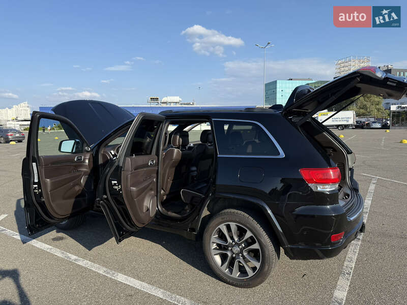 Внедорожник / Кроссовер Jeep Grand Cherokee 2018 в Киеве