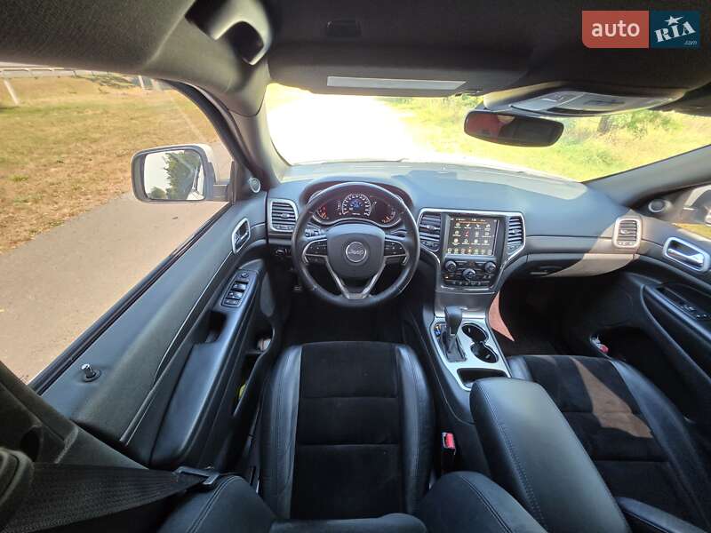 Внедорожник / Кроссовер Jeep Grand Cherokee 2018 в Киеве