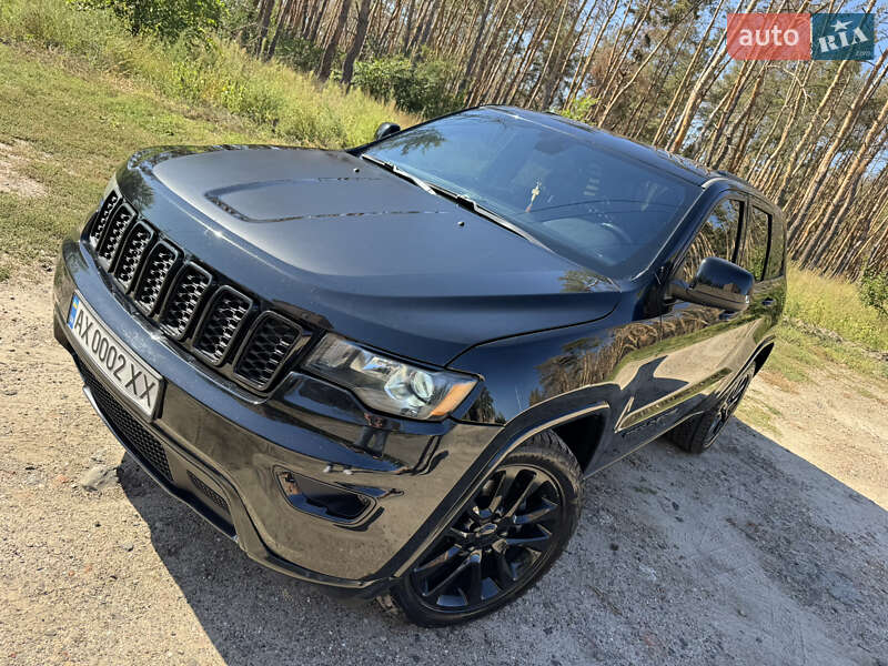 Внедорожник / Кроссовер Jeep Grand Cherokee 2018 в Харькове