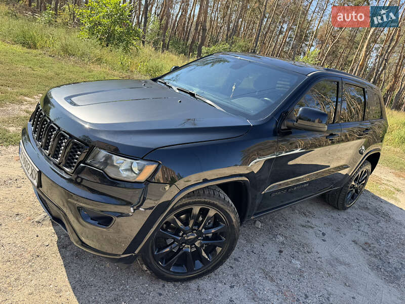 Внедорожник / Кроссовер Jeep Grand Cherokee 2018 в Харькове