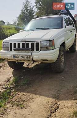 Внедорожник / Кроссовер Jeep Grand Cherokee 1995 в Межгорье