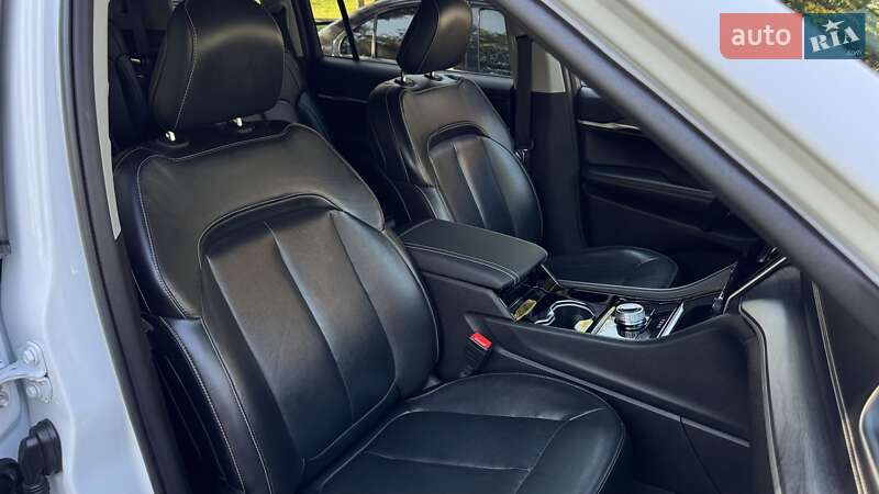 Внедорожник / Кроссовер Jeep Grand Cherokee 2021 в Киеве