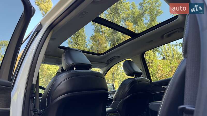 Внедорожник / Кроссовер Jeep Grand Cherokee 2021 в Киеве