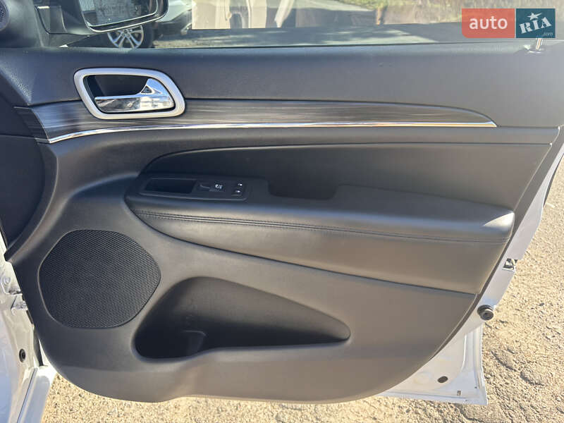 Внедорожник / Кроссовер Jeep Grand Cherokee 2020 в Яготине