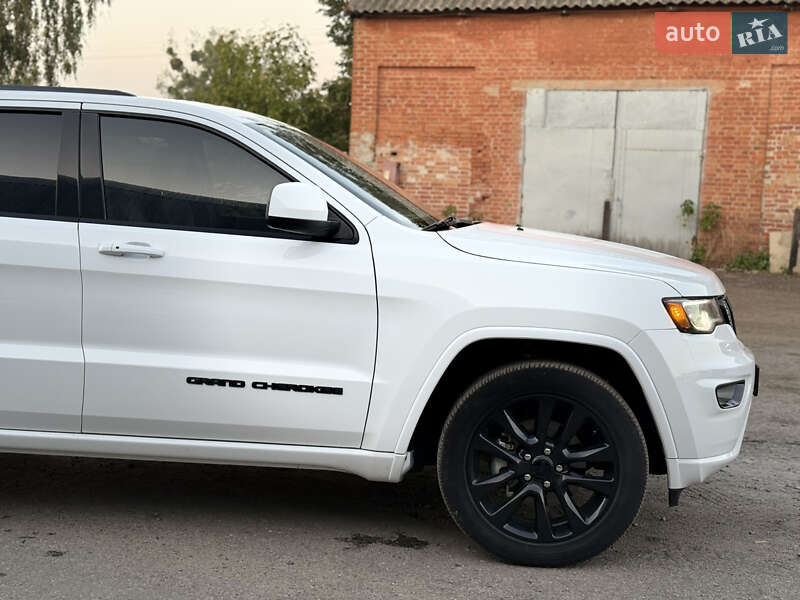 Внедорожник / Кроссовер Jeep Grand Cherokee 2019 в Харькове