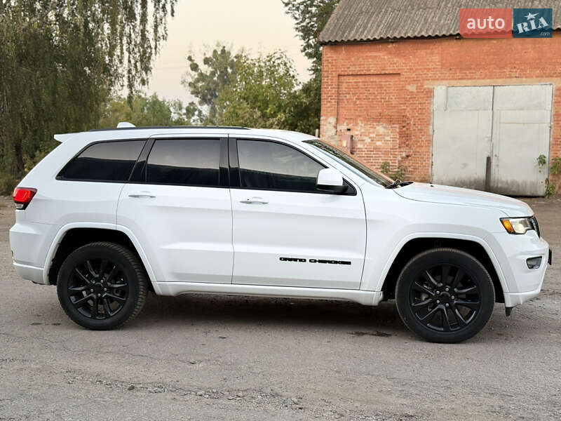 Внедорожник / Кроссовер Jeep Grand Cherokee 2019 в Харькове