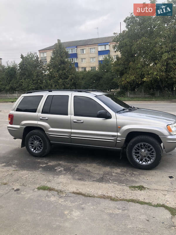 Внедорожник / Кроссовер Jeep Grand Cherokee 2002 в Шаргороде