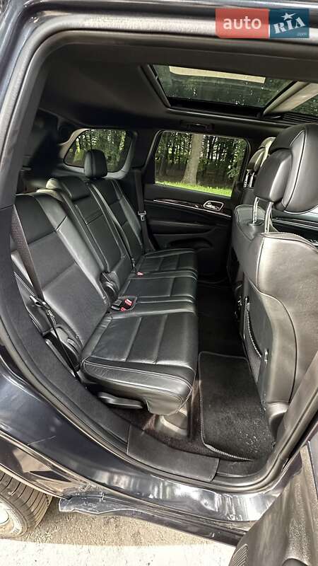 Внедорожник / Кроссовер Jeep Grand Cherokee 2015 в Львове