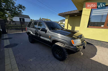 Внедорожник / Кроссовер Jeep Grand Cherokee 2002 в Ужгороде