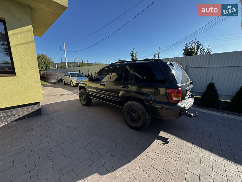 Внедорожник / Кроссовер Jeep Grand Cherokee 2002 в Ужгороде