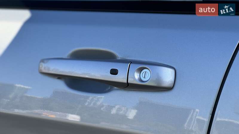 Позашляховик / Кросовер Jeep Grand Cherokee 2017 в Києві