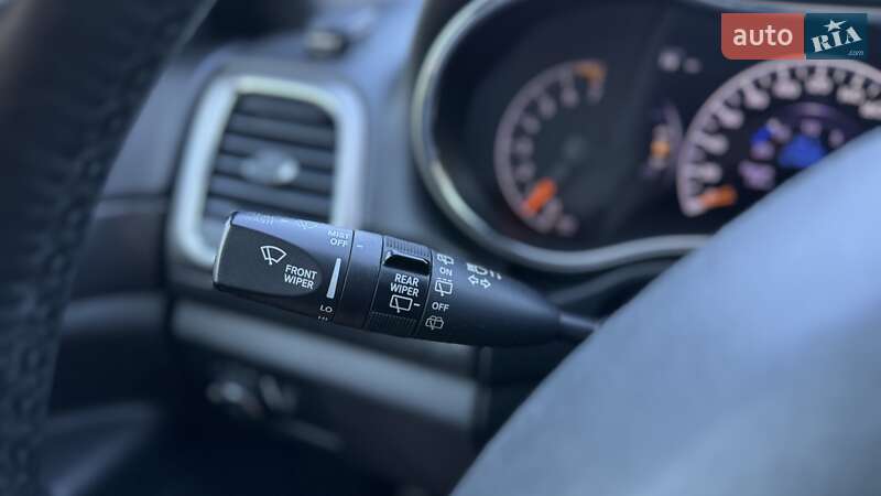 Позашляховик / Кросовер Jeep Grand Cherokee 2017 в Києві