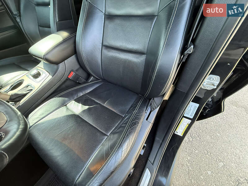 Внедорожник / Кроссовер Jeep Grand Cherokee 2017 в Киеве