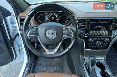 Внедорожник / Кроссовер Jeep Grand Cherokee 2020 в 