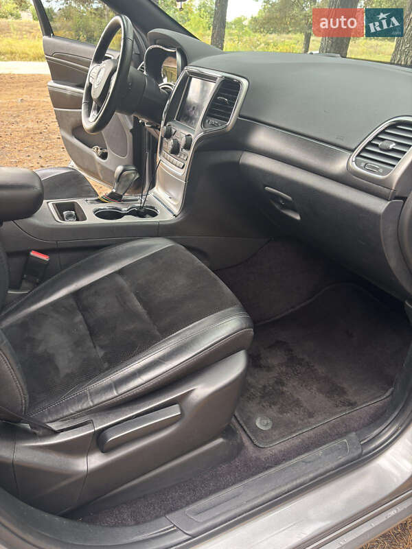 Внедорожник / Кроссовер Jeep Grand Cherokee 2018 в Виннице