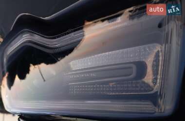 Внедорожник / Кроссовер Jeep Grand Cherokee 2022 в 