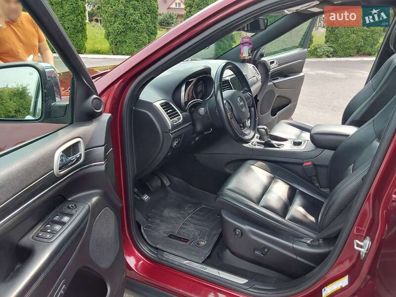 Внедорожник / Кроссовер Jeep Grand Cherokee 2020 в Дубно