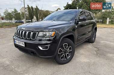Внедорожник / Кроссовер Jeep Grand Cherokee 2020 в Киеве