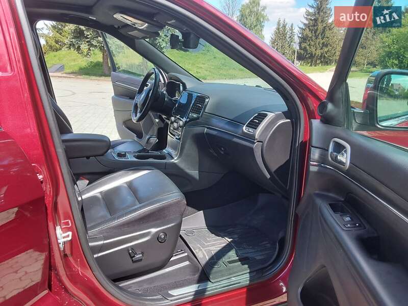 Внедорожник / Кроссовер Jeep Grand Cherokee 2020 в Дубно
