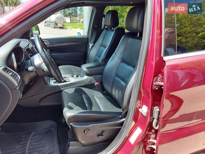 Внедорожник / Кроссовер Jeep Grand Cherokee 2020 в Дубно