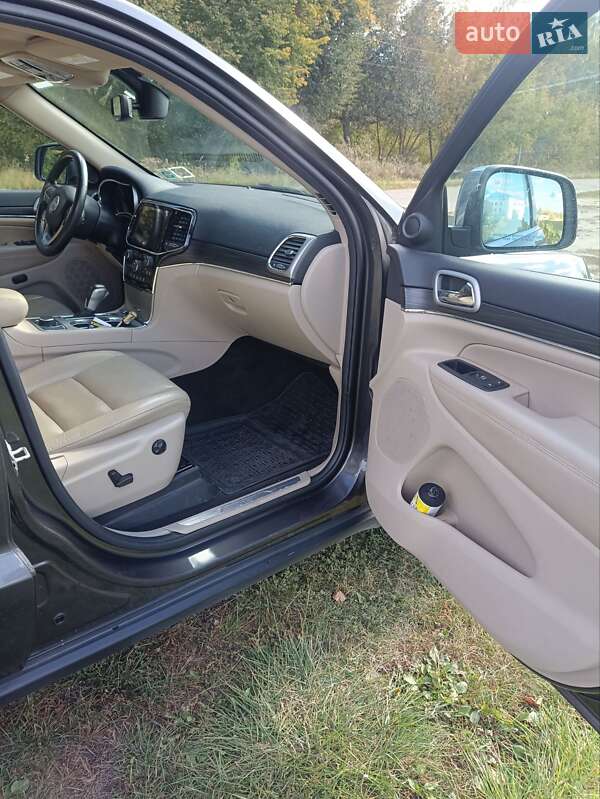 Внедорожник / Кроссовер Jeep Grand Cherokee 2018 в Шостке