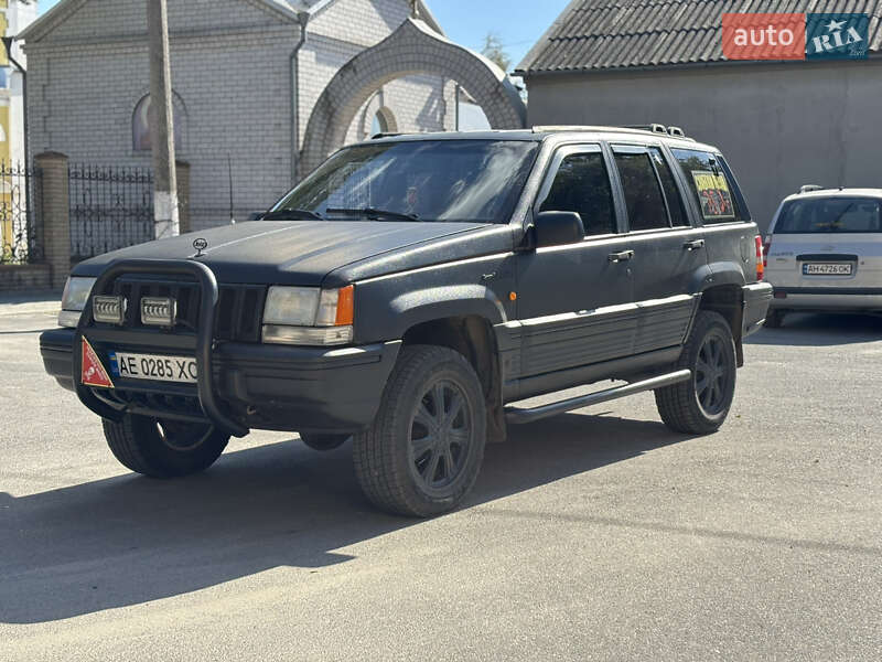 Внедорожник / Кроссовер Jeep Grand Cherokee 1993 в Днепре