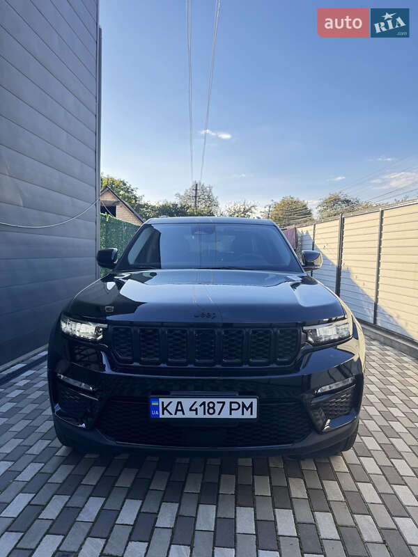 Внедорожник / Кроссовер Jeep Grand Cherokee 2022 в Киеве фото 4 Внедорожник / Кроссовер Jeep Grand Cherokee 2022 в Киеве