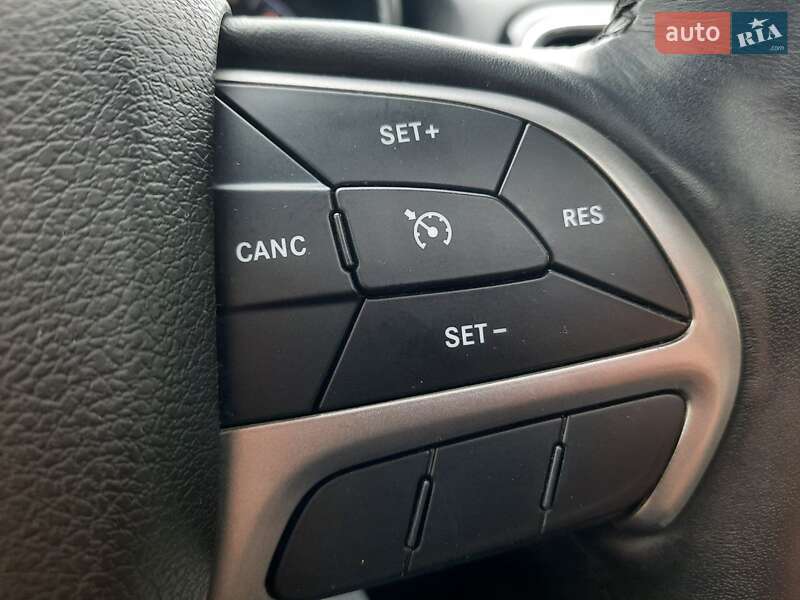 Внедорожник / Кроссовер Jeep Grand Cherokee 2018 в Киеве