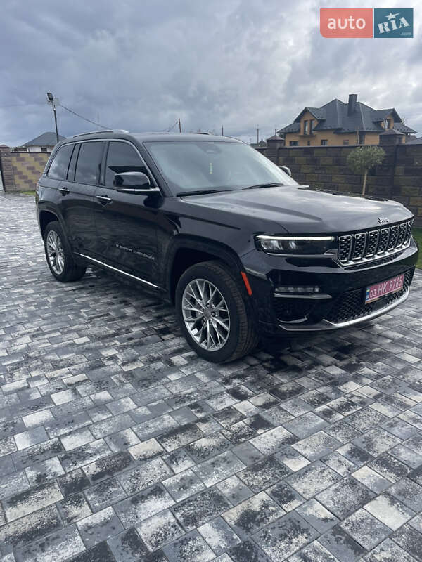 Внедорожник / Кроссовер Jeep Grand Cherokee 2022 в Луцке