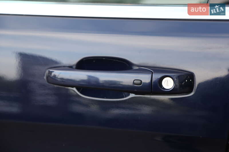 Позашляховик / Кросовер Jeep Grand Cherokee 2018 в Києві фото 28 Позашляховик / Кросовер Jeep Grand Cherokee 2018 в Києві