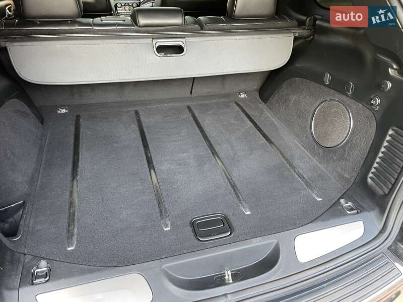 Внедорожник / Кроссовер Jeep Grand Cherokee 2016 в Киеве