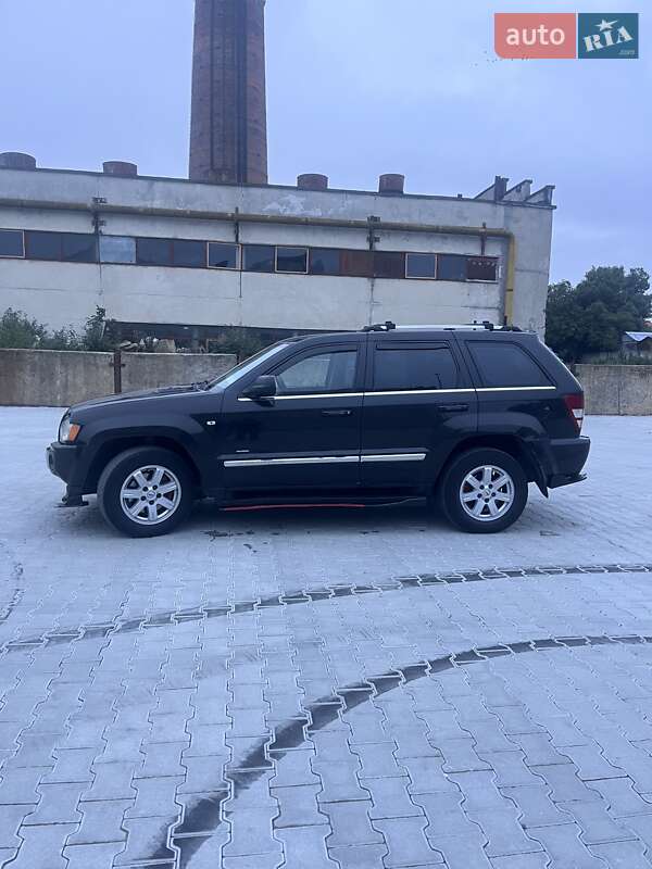 Внедорожник / Кроссовер Jeep Grand Cherokee 2006 в Тернополе