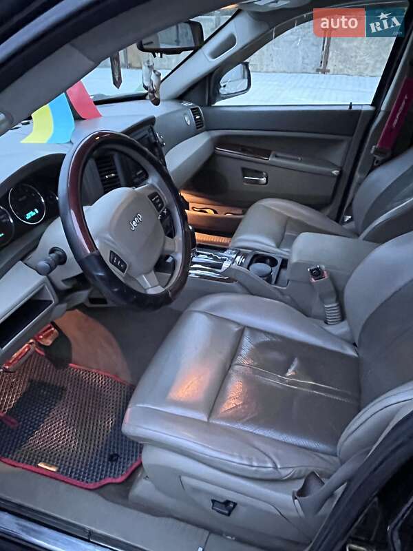 Внедорожник / Кроссовер Jeep Grand Cherokee 2006 в Тернополе