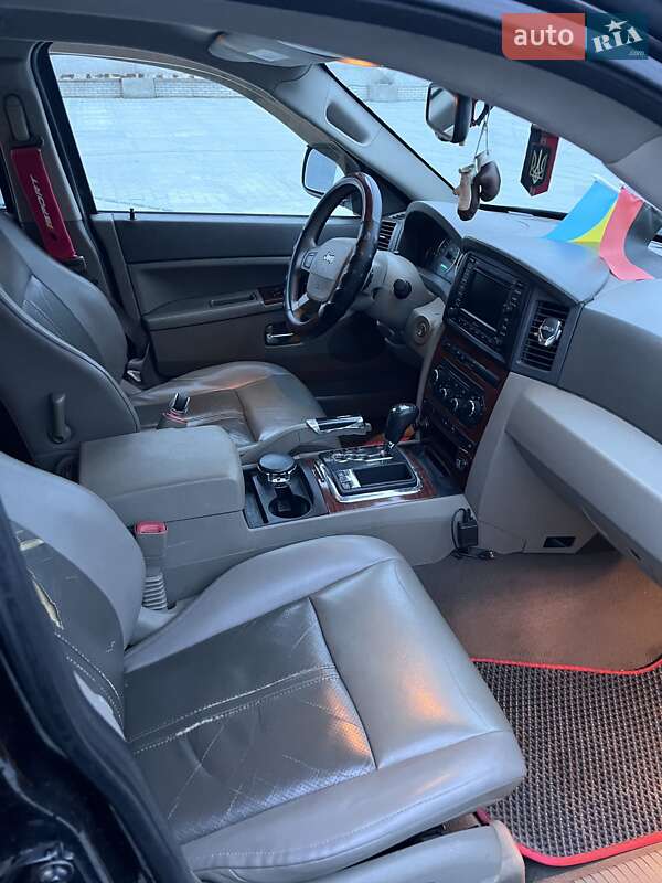 Внедорожник / Кроссовер Jeep Grand Cherokee 2006 в Тернополе
