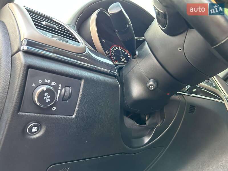 Позашляховик / Кросовер Jeep Grand Cherokee 2014 в Хмельницькому