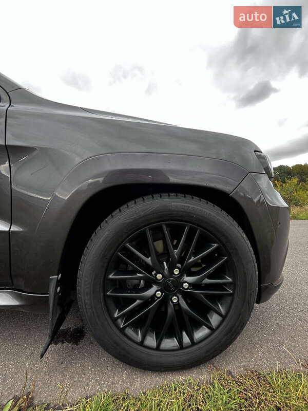 Внедорожник / Кроссовер Jeep Grand Cherokee 2016 в Березане