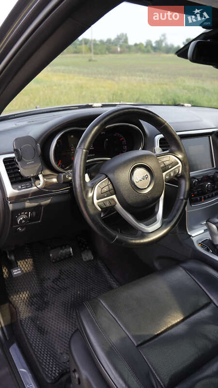 Внедорожник / Кроссовер Jeep Grand Cherokee 2016 в Березане