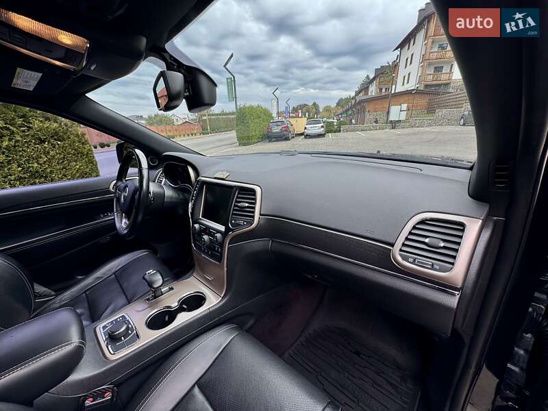 Внедорожник / Кроссовер Jeep Grand Cherokee 2014 в Киеве