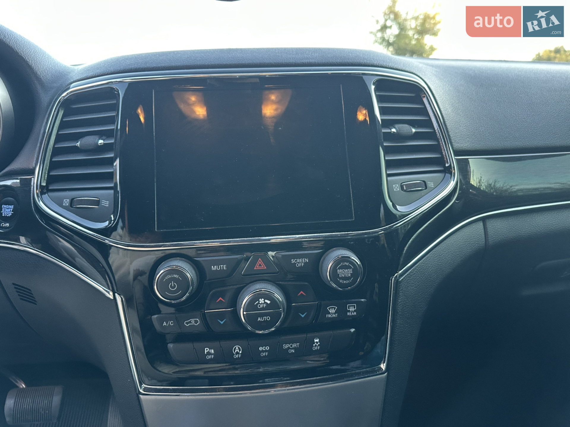 2018 Jeep Grand Cherokee - мініатюра 4