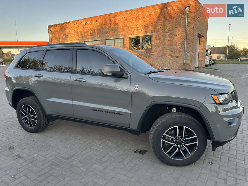 Внедорожник / Кроссовер Jeep Grand Cherokee 2018 в Любомле