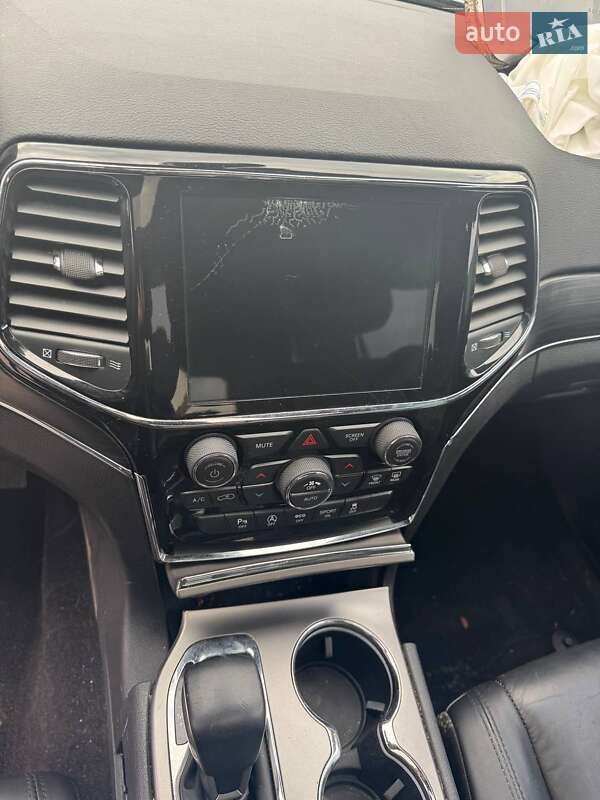 Внедорожник / Кроссовер Jeep Grand Cherokee 2020 в Львове